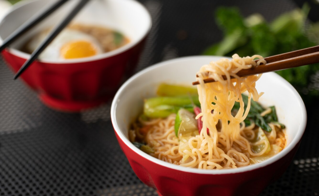 F&B products: Instant Noodles (Local & Regional Favours)